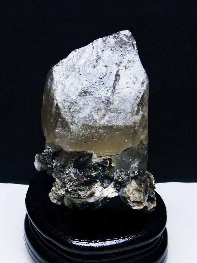雲母入り ヒマラヤ水晶 原石 [t501-4268]