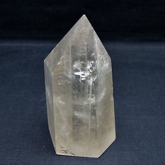 虹入りガーデン水晶六角柱[T577-4544]