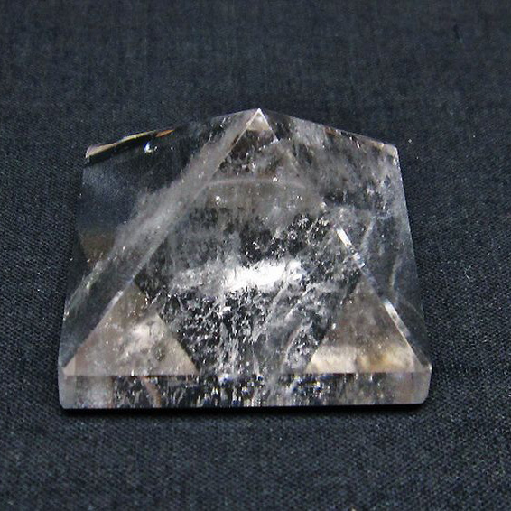 パワーストーン  ヒマラヤ水晶ピラミッド[T600-2187]