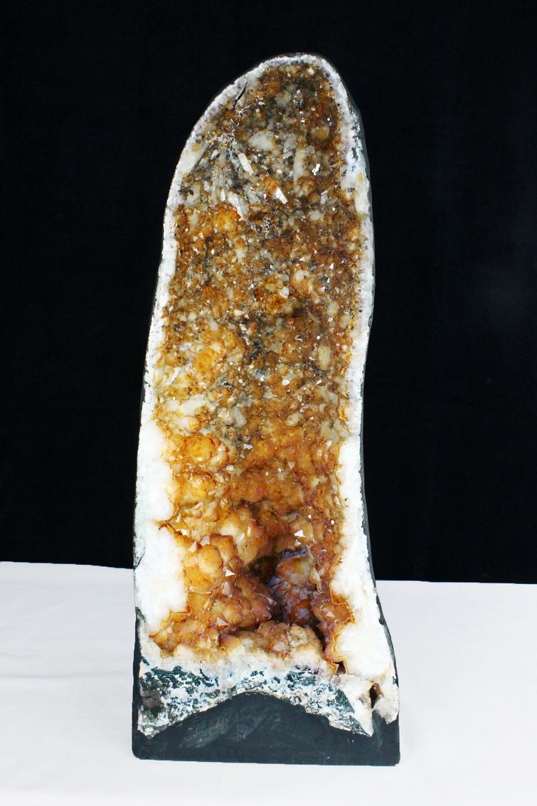 24.3Kgブラジル産シトリンドーム同梱不可[T611-10386]