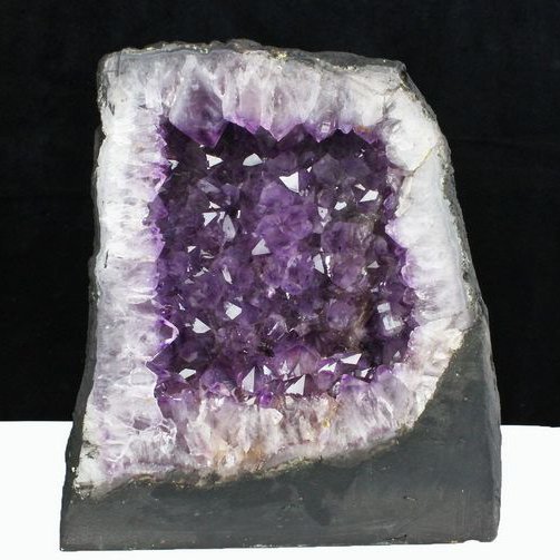 18.5Kgブラジル産アメジストドーム同梱不可 [t611-10573]