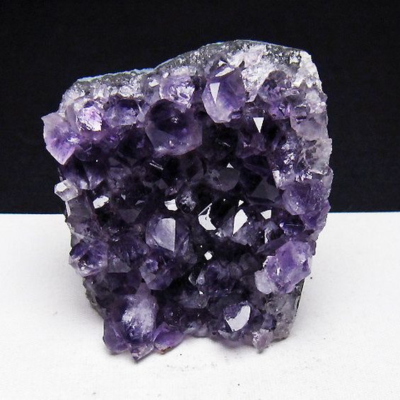 ウルグアイ産アメジストクラスター [t614-9145]