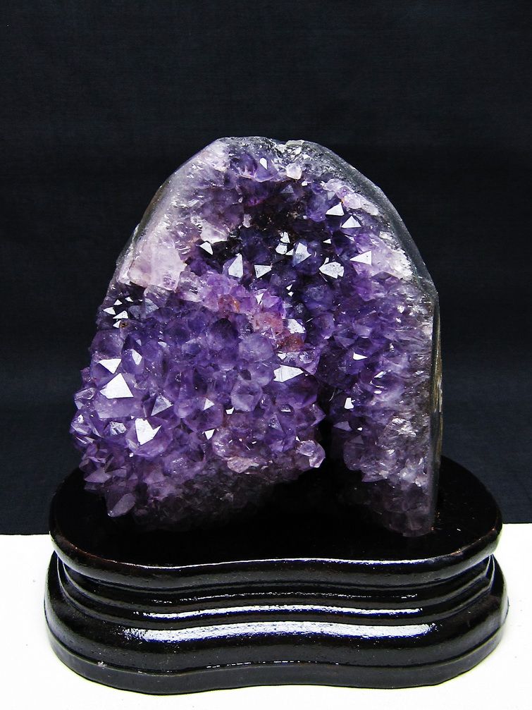 1Kgウルグアイ産フラワーアメジストクラスター[T614-9300]