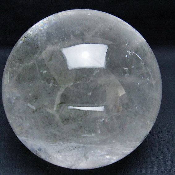 1.1Kgグリーンファントム入り 水晶 丸玉 93mm [T62-15458]