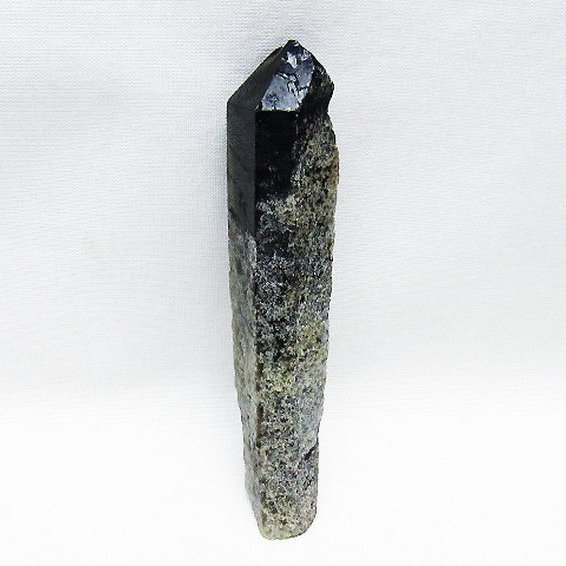 ブラジル産 モリオン 純天然 黒水晶 原石[T633-2461]