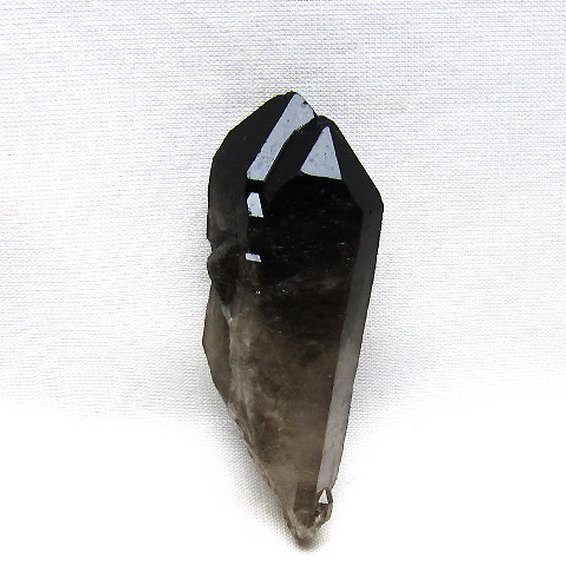 ブラジル産 モリオン 純天然 黒水晶 原石 [t633-2743]