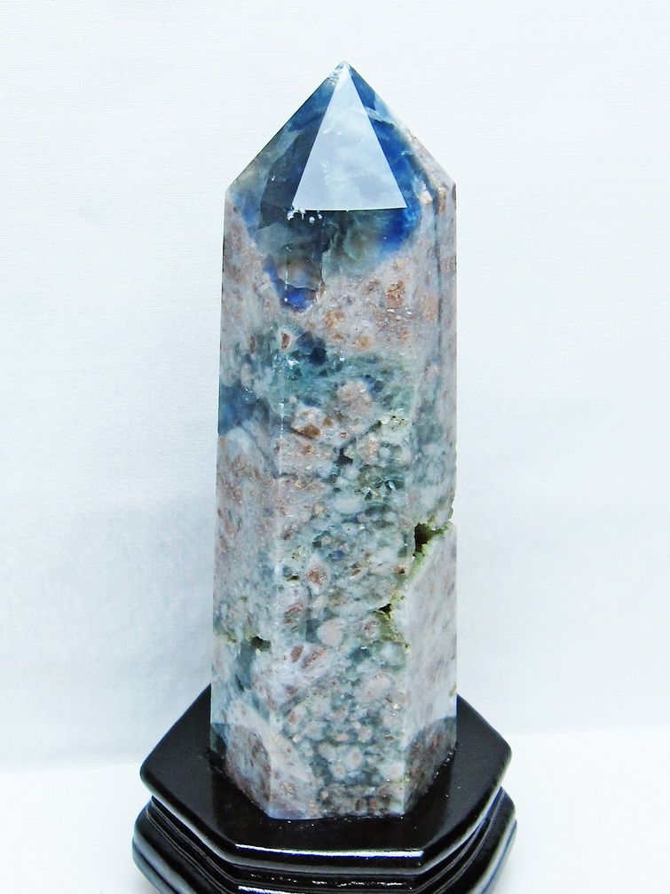 1.4Kgフローライト共生 水晶 六角柱[T634-5536]