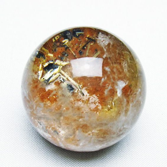 ゴールドタイチンルチル入り水晶丸玉 40mm [T637-4682]