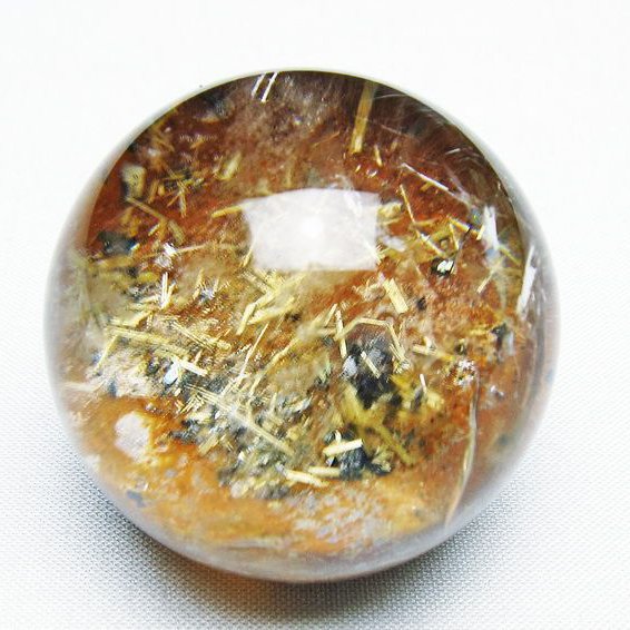 ゴールドタイチンルチル入り水晶丸玉 45mm [T637-4695]