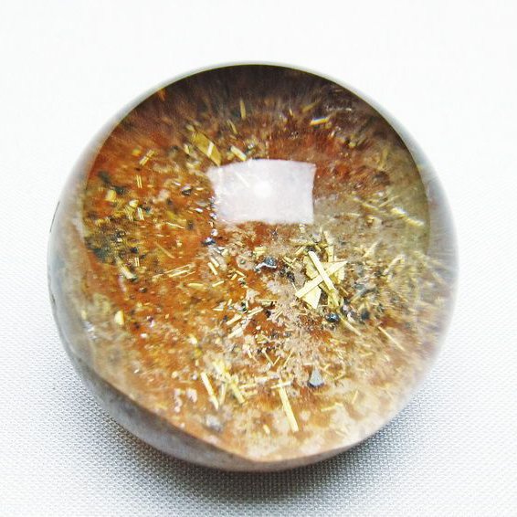 ゴールドタイチンルチル入り水晶丸玉 41mm [T637-4712]