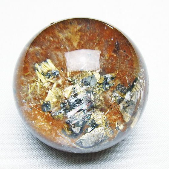 ゴールドタイチンルチル入り水晶丸玉 44mm [T637-4728]