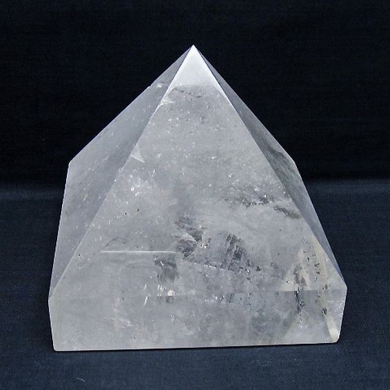 1.8Kgヒマラヤ水晶ピラミッド[T648-3761]