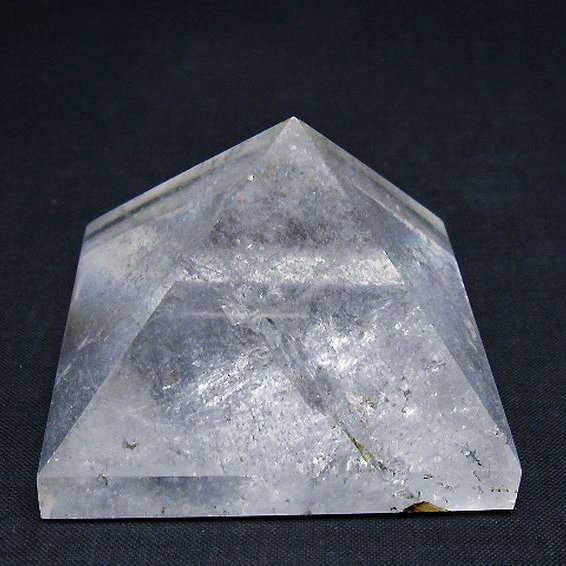 ヒマラヤ水晶ピラミッド[T648-3830]