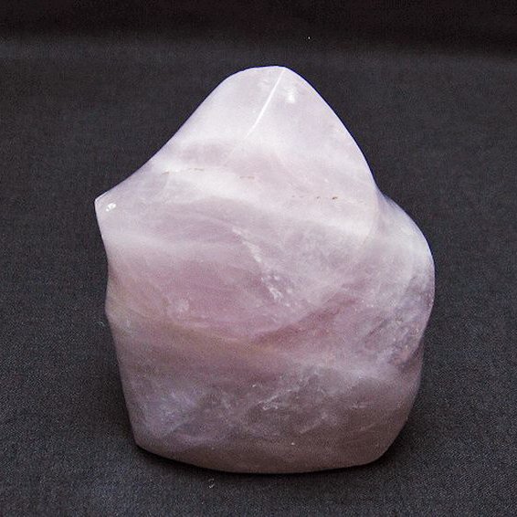 ローズクォーツ 炎（フレイム） ポリッシュ 置物[T653-3891]