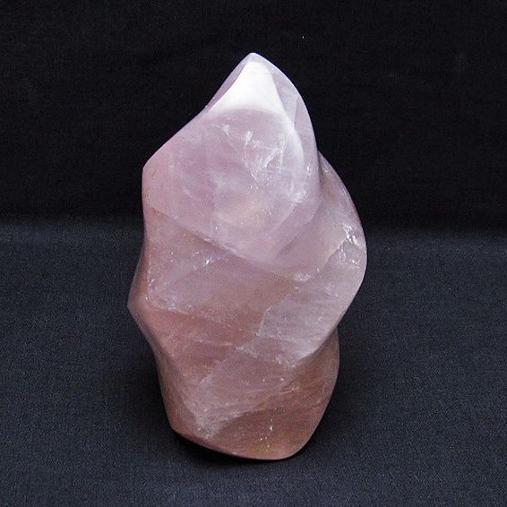 ローズクォーツ 炎（フレイム） ポリッシュ 置物[T653-4001]