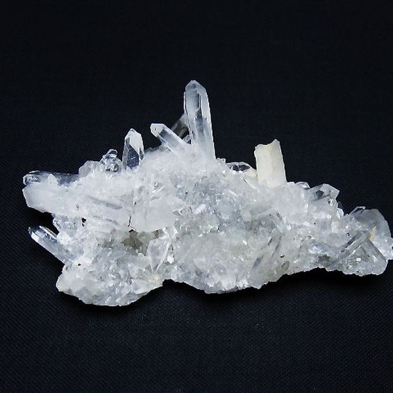 ヒマラヤ水晶クラスター[T661-9150]