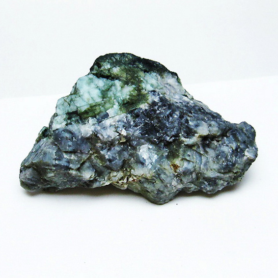 エメラルド原石[T672-1060]