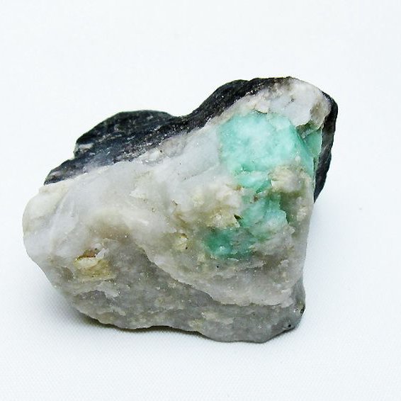 エメラルド原石[T672-1376]