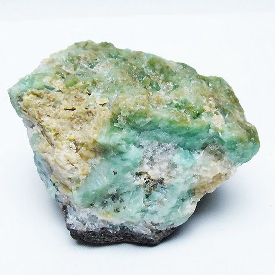 エメラルド原石[T672-1534]