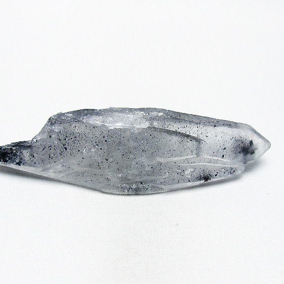 スティブナイトインクォーツ レーザークリスタル アメリカ産[T679-1408]