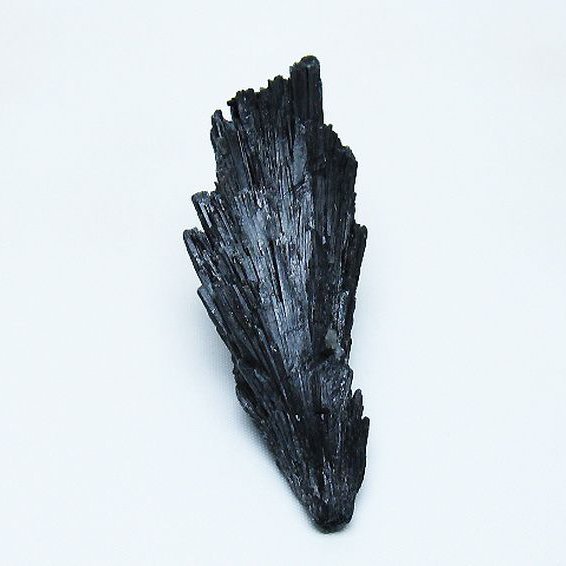 ブラック カイヤナイト 原石[T697-4169]