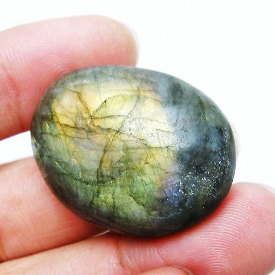 ラブラドライト原石 [t703-5047]