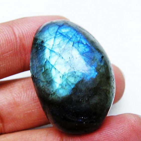 ラブラドライト原石 [t703-5064]