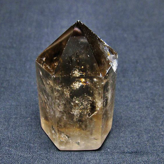 パワーストーン 天然石 虹入りライトニング水晶ガーデンクォーツ（庭園水晶）六角柱[T705-7252]