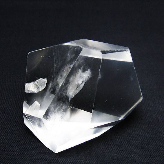 虹入りヒマラヤ水晶原石[T72-2741]