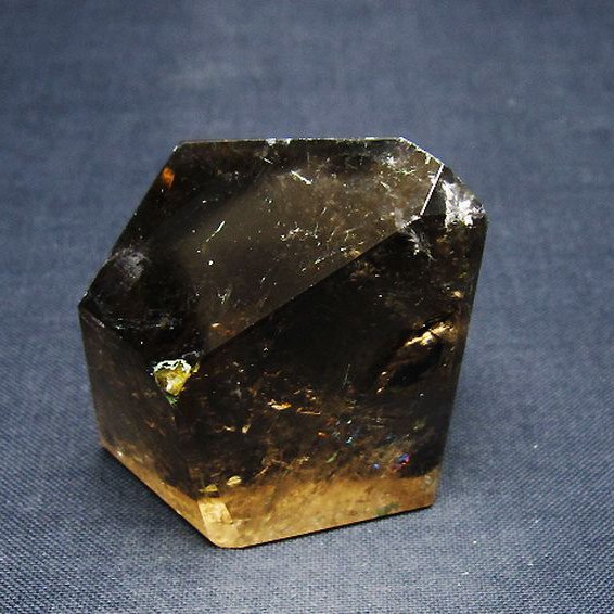 ライトニング水晶原石[T72-3099]