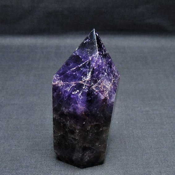 アメジスト原石 [t720-1053]