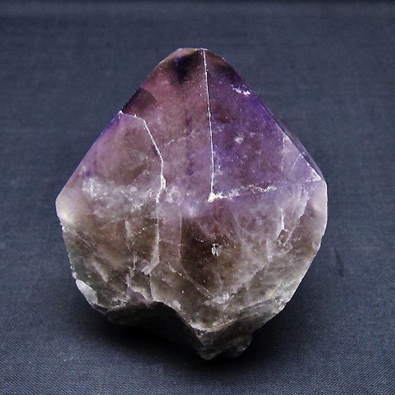 アメジスト六角柱[T720-1230]