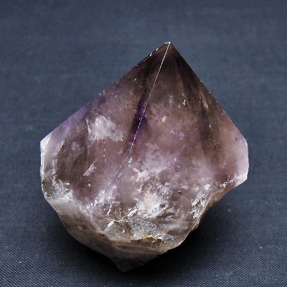 アメジスト六角柱[T720-1241]