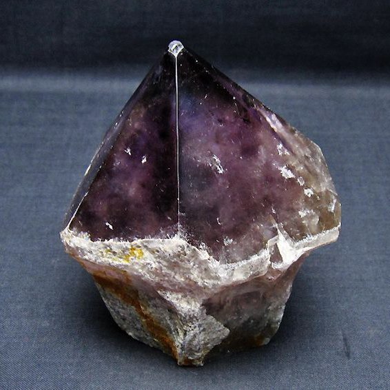 アメジスト六角柱[T720-1349]