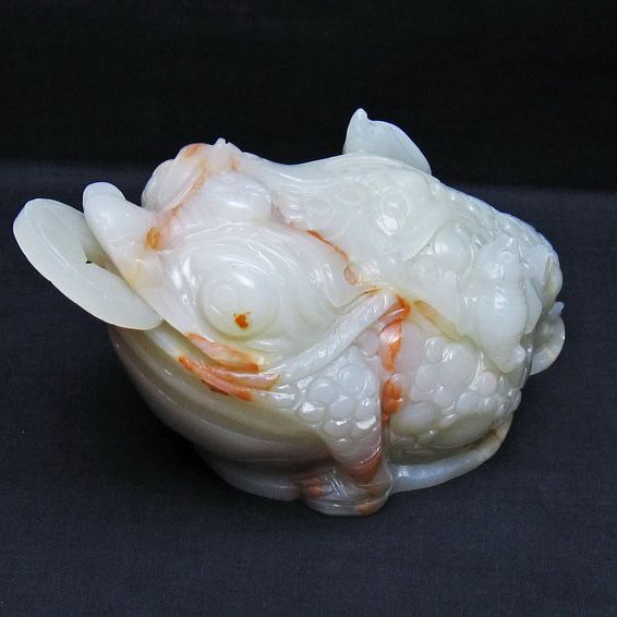 1.9Kg漢白玉金蟾置物[T726-1499]