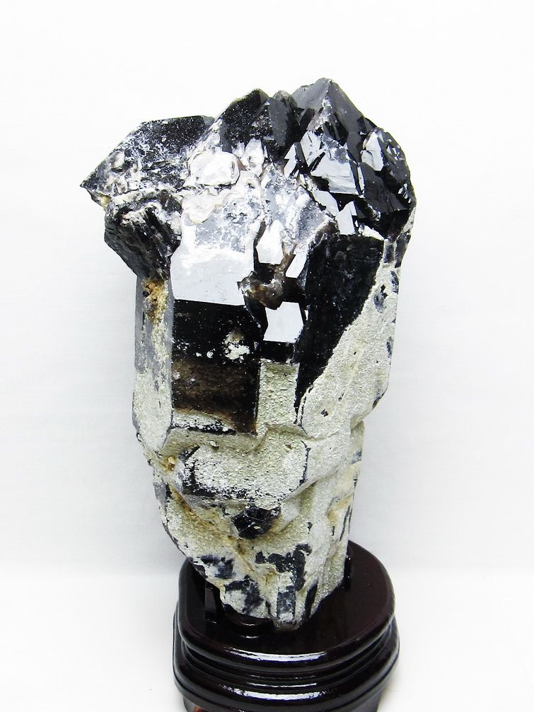 5.6Kg山東省産 モリオン 純天然 黒水晶 クラスター[T728-2408]