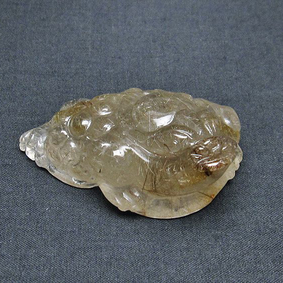 金針ルチルクォーツ 金蟾 置物[T801-409]