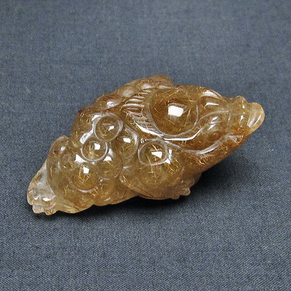 金針ルチルクォーツ 金蟾 置物[T801-481]