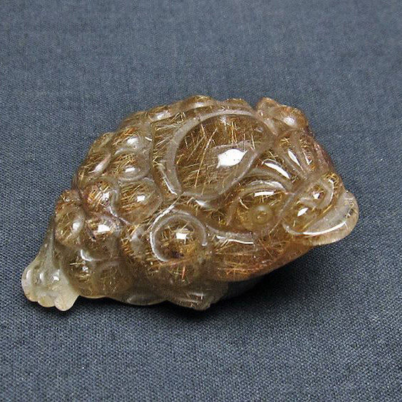 金針ルチルクォーツ 金蟾 置物[T801-482]