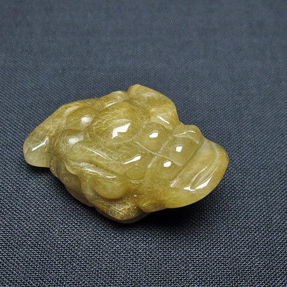 金針ルチルクォーツ 金蟾 置物[T801-580]