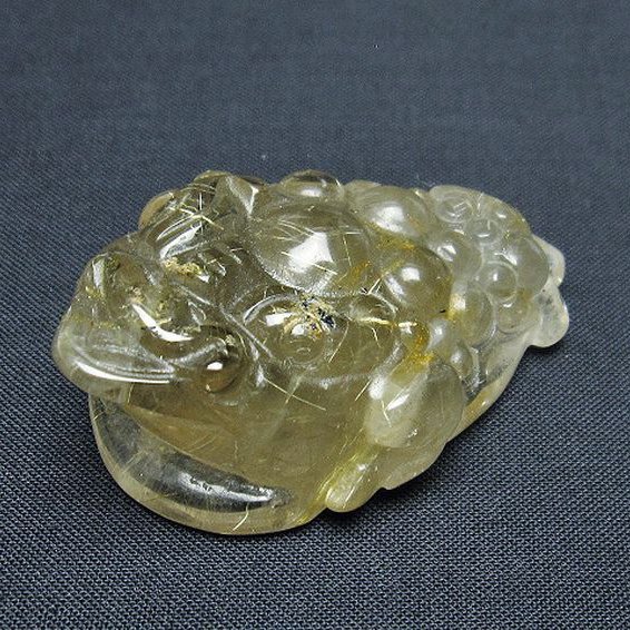 ゴールドタイチンルチル金蟾置物[T801-645]