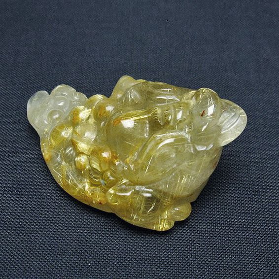 ゴールドタイチンルチル金蟾置物[T801-685]