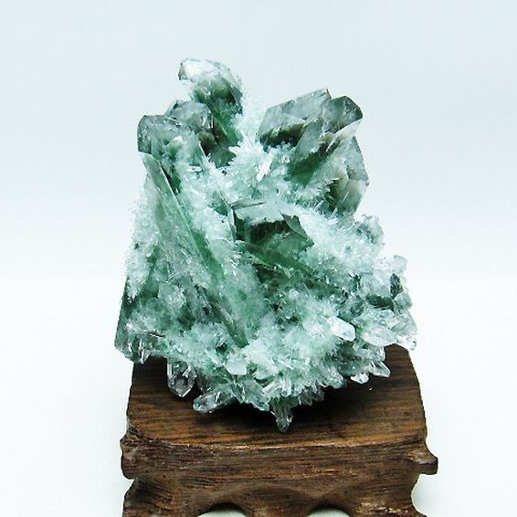 緑水晶 グリーンクォーツ クラスター [t802-5425]