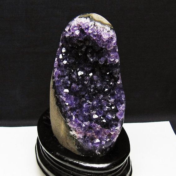 1Kgウルグアイ産アメジストクラスター[T95-11581]