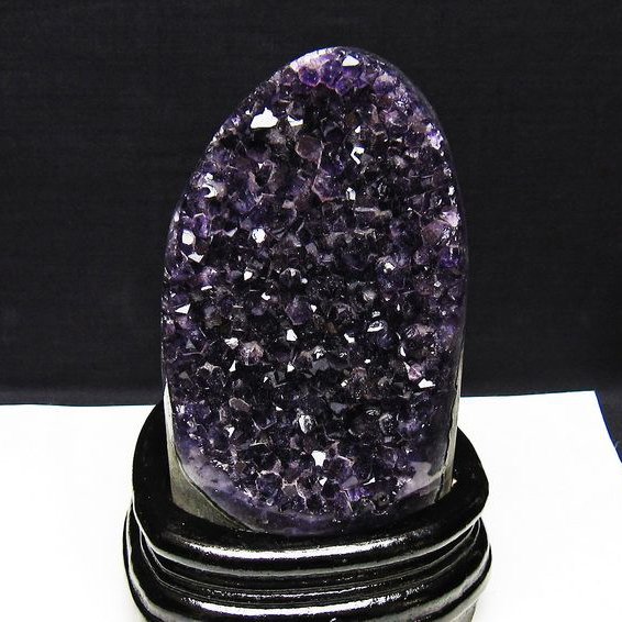 1.2Kgウルグアイ産アメジストクラスター [t95-11584]