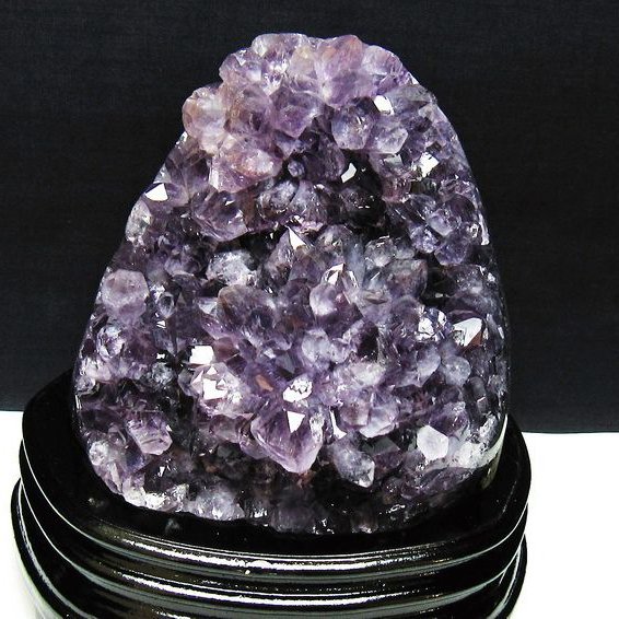 1.4Kgウルグアイ産 フラワーアメジストクラスター [t95-11824]