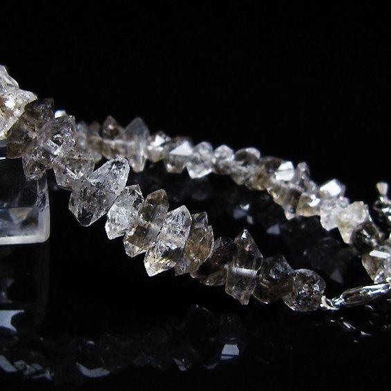 スティブナイト（輝安鉱）入り | ハーキマーダイヤモンド水晶ブレスレット[T99-5895]