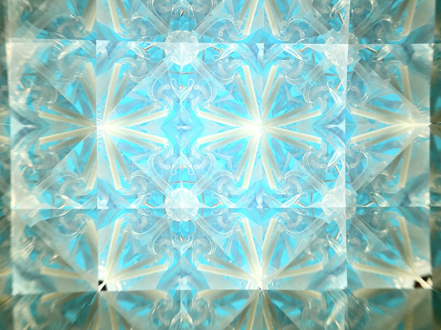 溝口 朋瑛「rasen shiro」（MZ7002）3ミラー・ドライタイプ 万華鏡