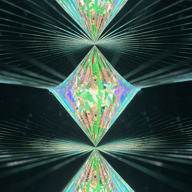 大塚新子＆友子「おしゃれ妖精3人」(OO-18-7-8)複合ミラー 万華鏡専門