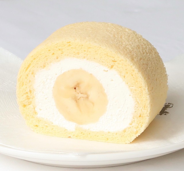 【店舗販売限定】バナナシフォンロール　Banana Chiffon Roll Cake